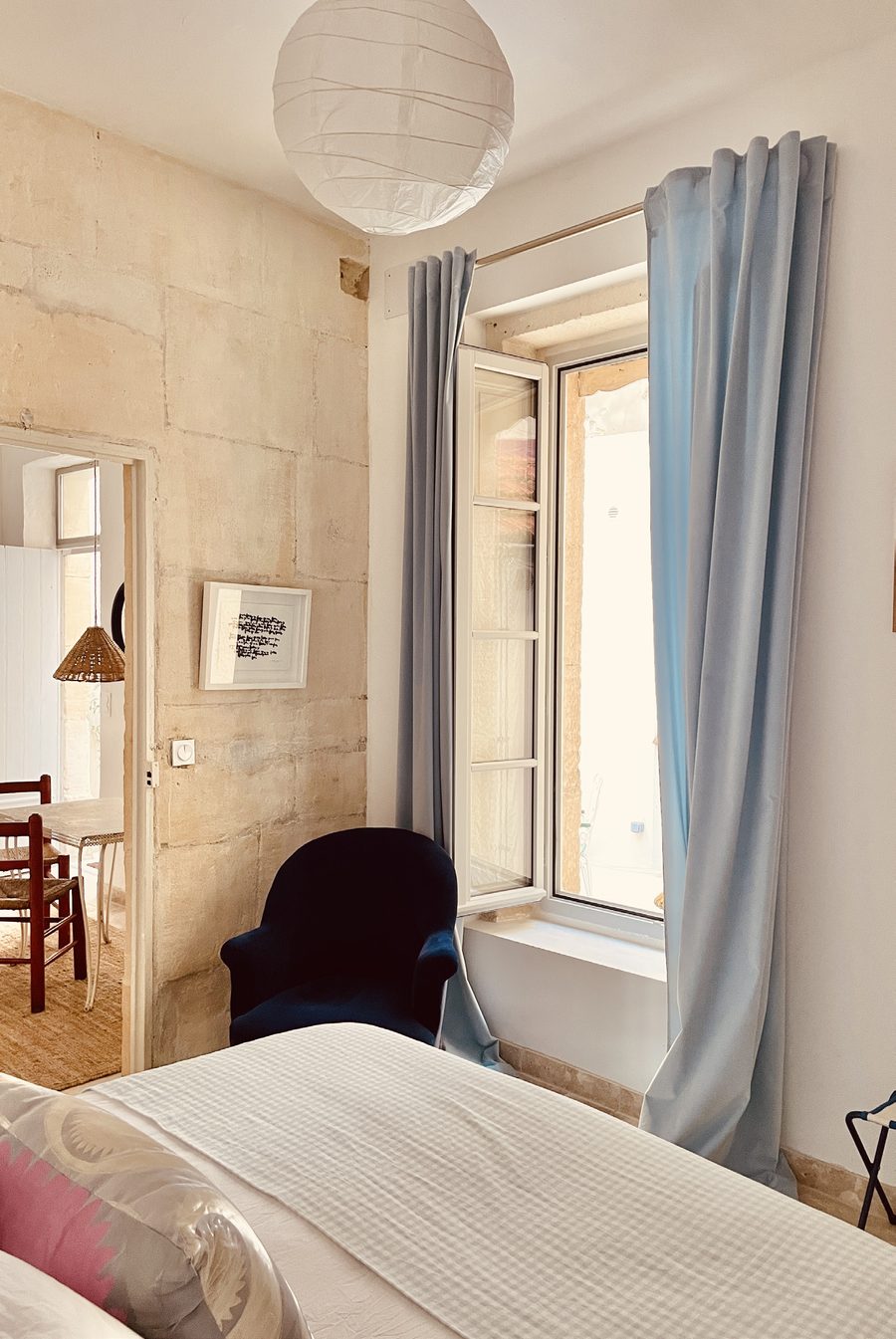 Chambre avec fenêtre